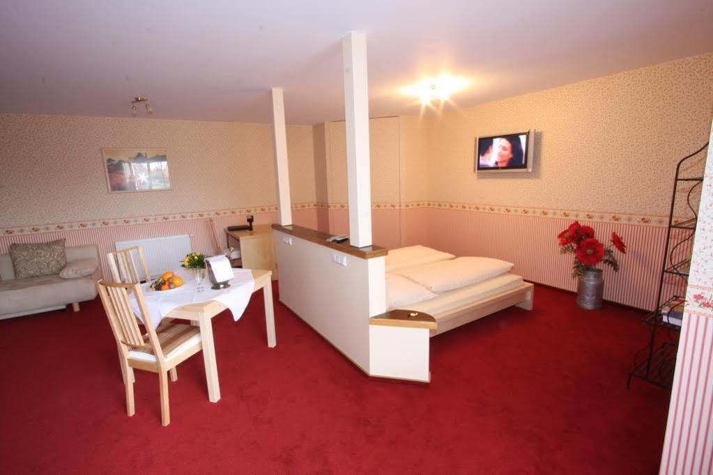 Alt Enginger Muehle Hotel Paderborn Exterior photo